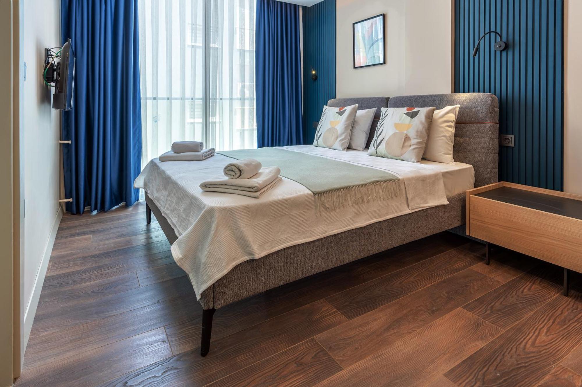 Doqu Suites Hotel 安塔利亚 外观 照片
