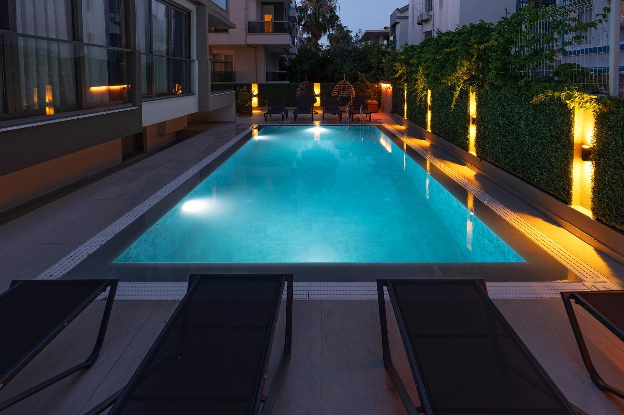 Doqu Suites Hotel 安塔利亚 外观 照片